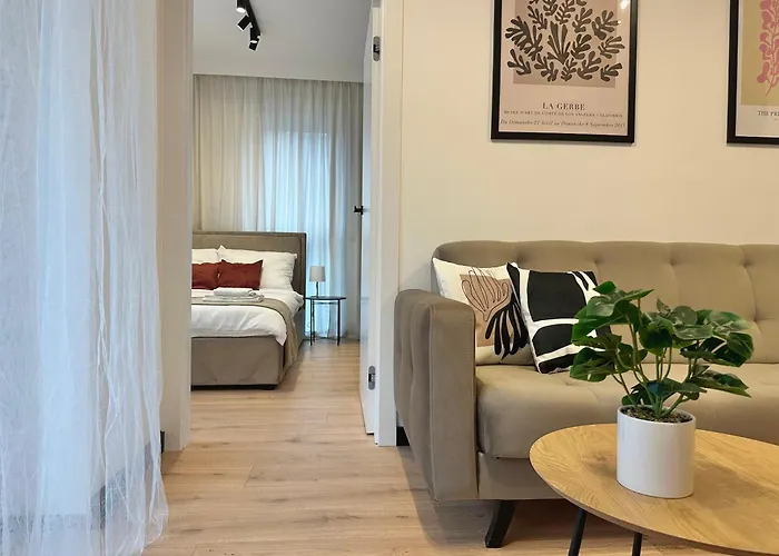 Apartamenty Tramwajowa By Citynest Rentals